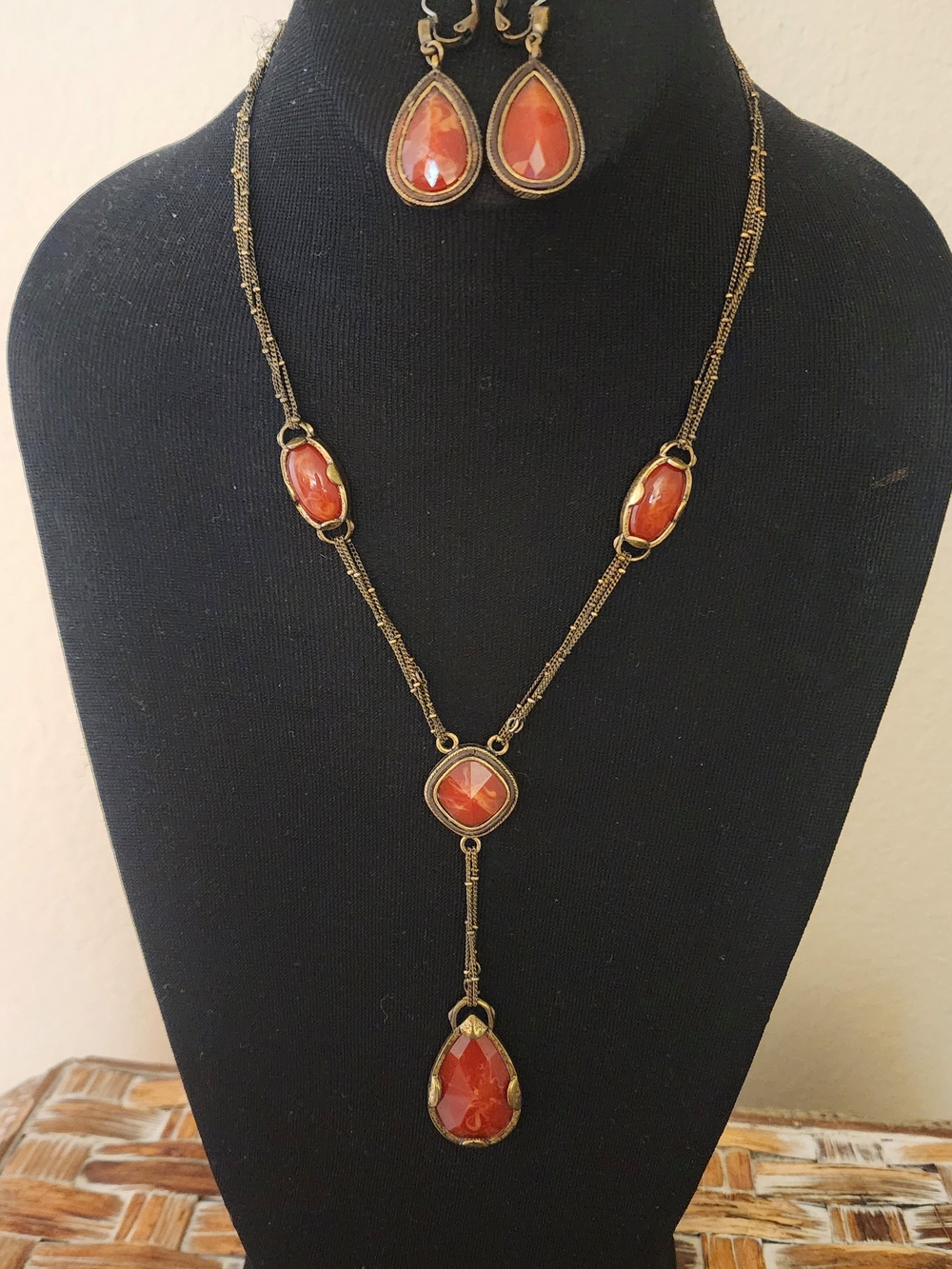 Gold-Tone Orange Teardrop Pendant Necklace and Earring Set